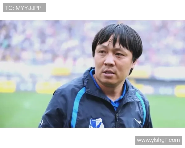 中国足球队主教练的执教之路与未来展望分析